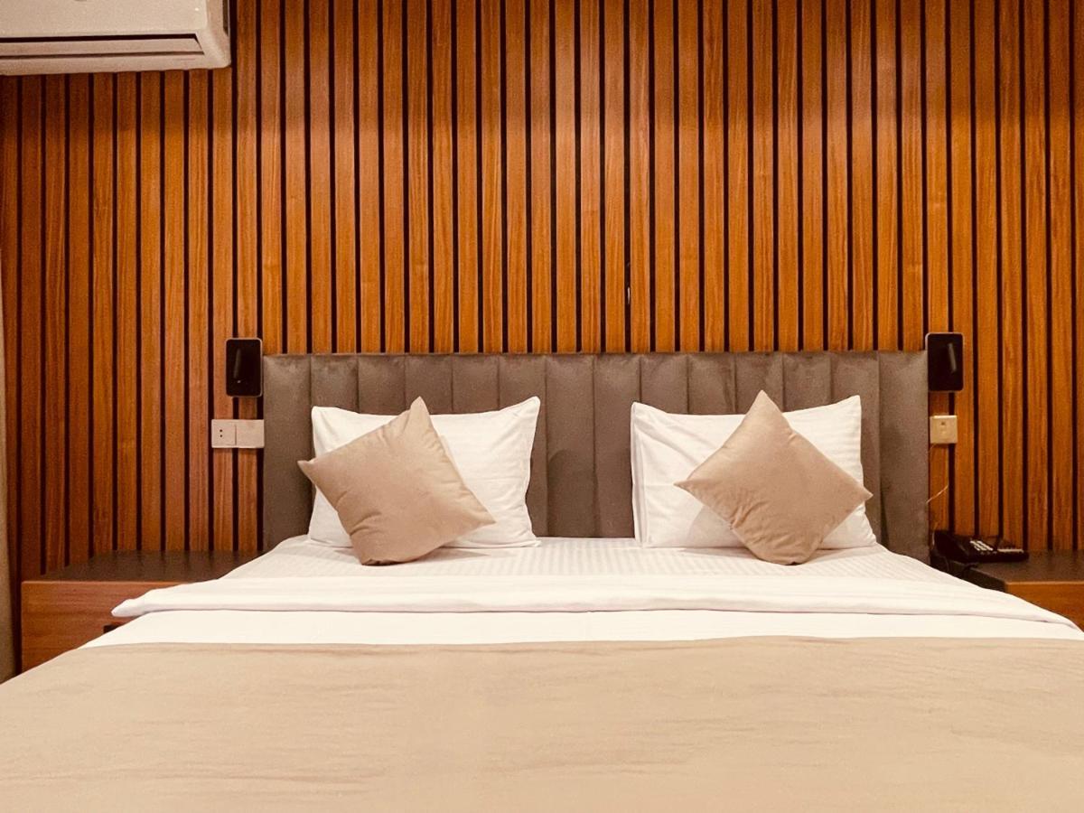 Eleven Hotel Baku Eksteriør billede